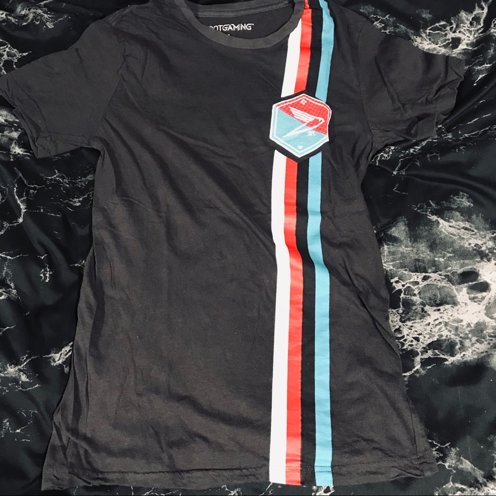 Loot Crate Gaming Halo Exclusive Bungie tshirt